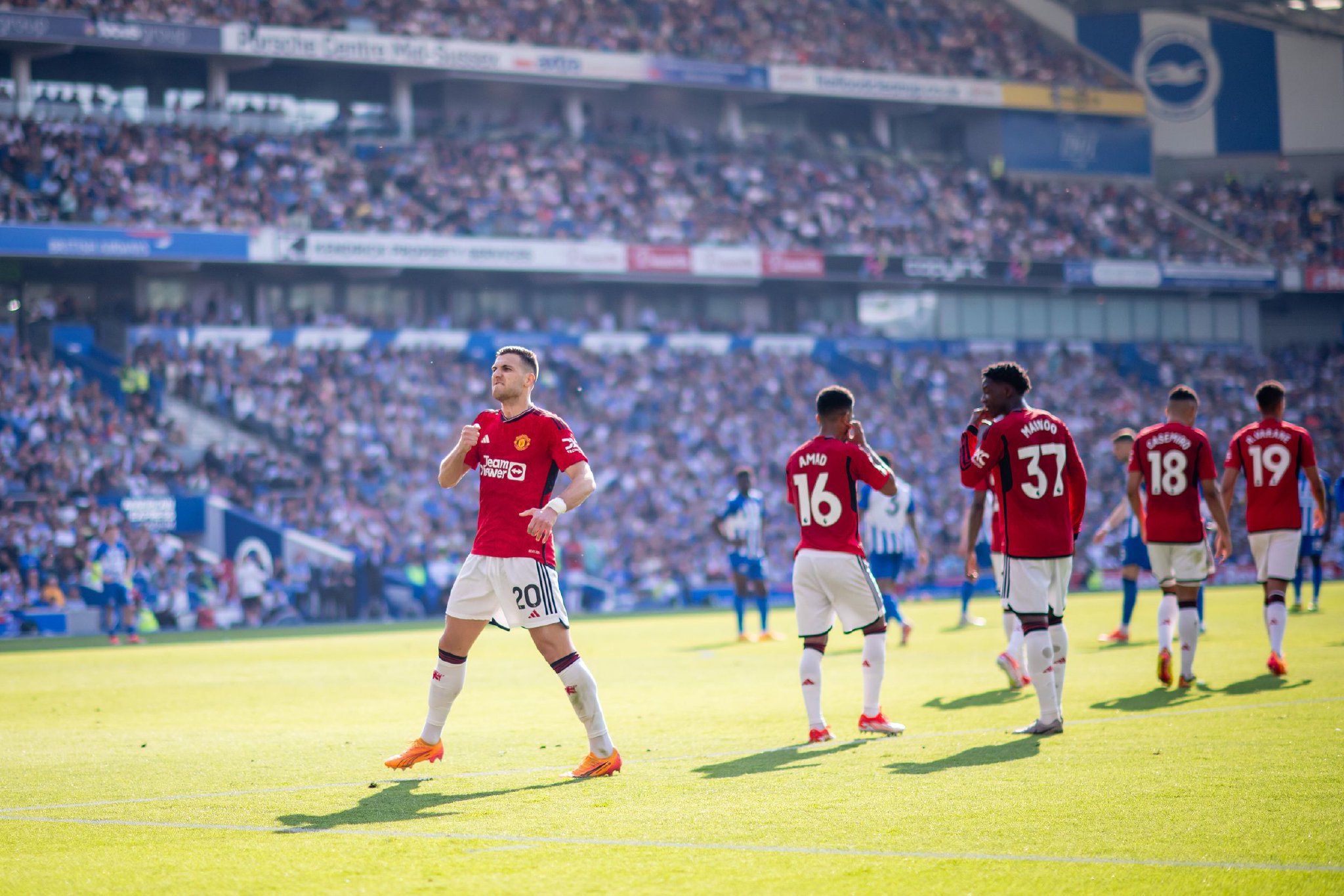 終保持著對 終保持著對